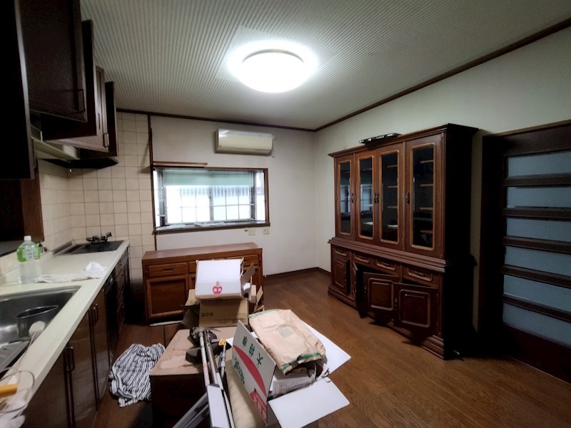 白野江三丁目戸建 内観写真（リビング）