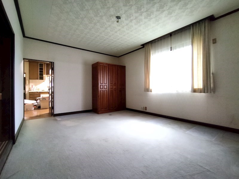 白野江三丁目戸建 内観写真（リビング以外の居室）