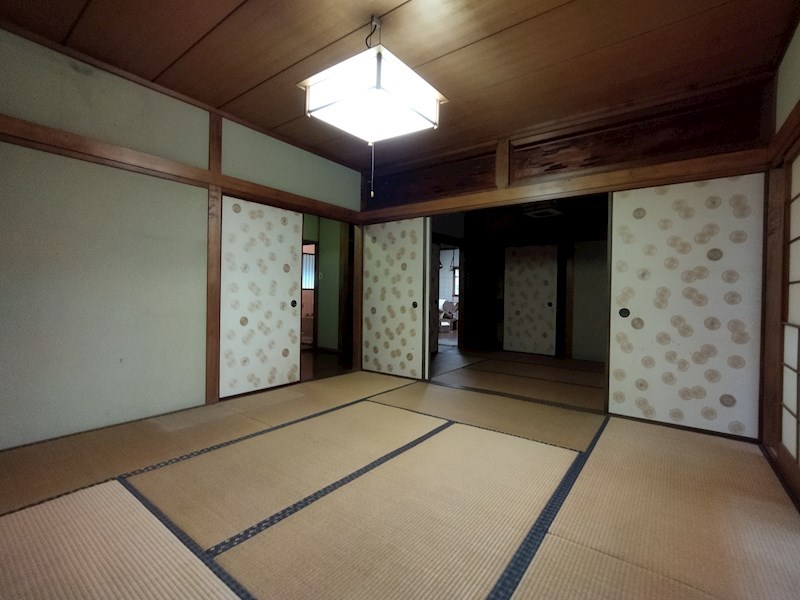 白野江三丁目戸建 内観写真（リビング以外の居室）