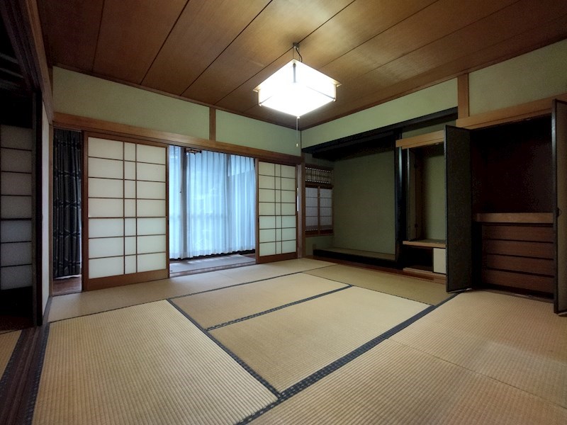 白野江三丁目戸建 内観写真（リビング以外の居室）