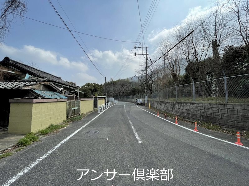 東川頭町土地 現地写真（前面道路含む現地写真）