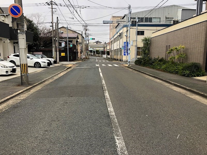 紅梅一丁目戸建A棟 現地写真（前面道路含む現地写真）