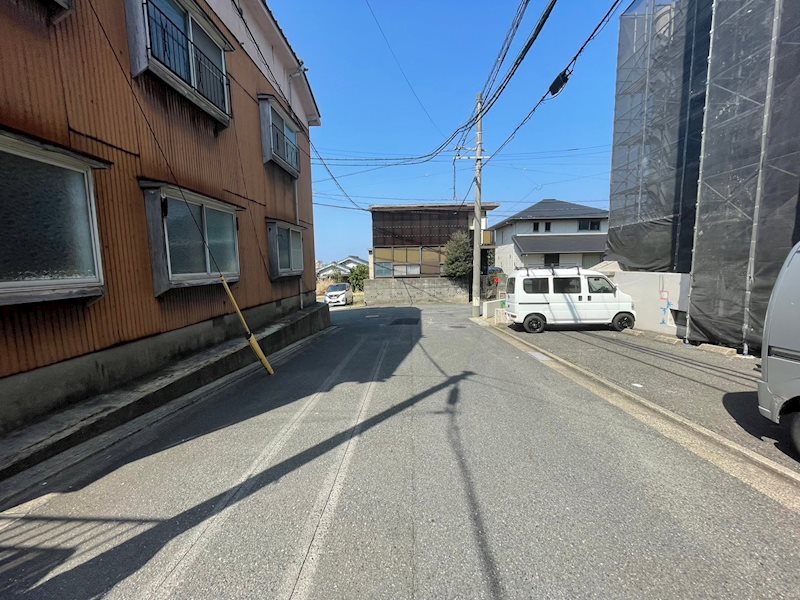 高野アパート 現地写真（前面道路含む現地写真）