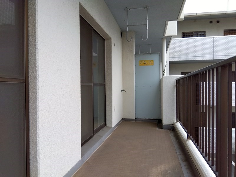 安部山スカイマンション 現地写真（バルコニー）
