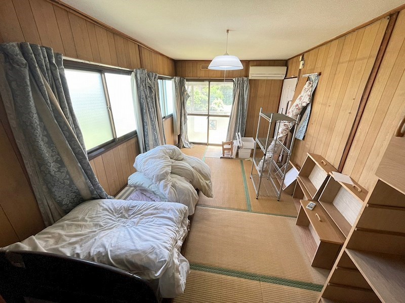 下上津役三丁目戸建 内観写真（リビング以外の居室）