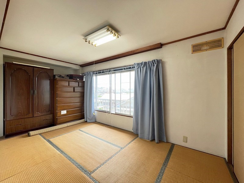 下上津役三丁目戸建 内観写真（リビング以外の居室）