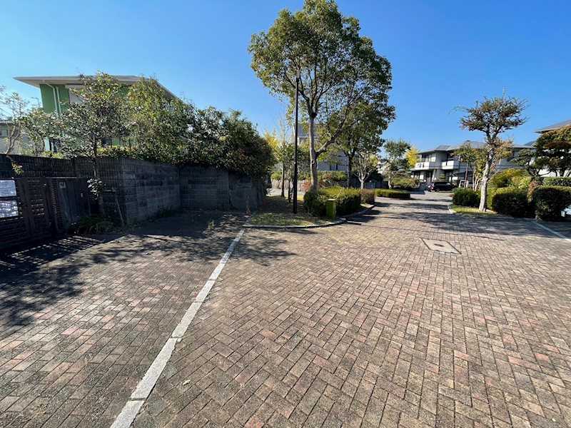青葉台東一丁目土地 現地写真（前面道路含む現地写真）