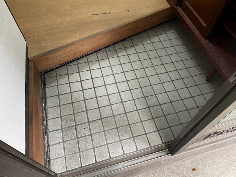 上藤松二丁目戸建 現地写真（玄関）