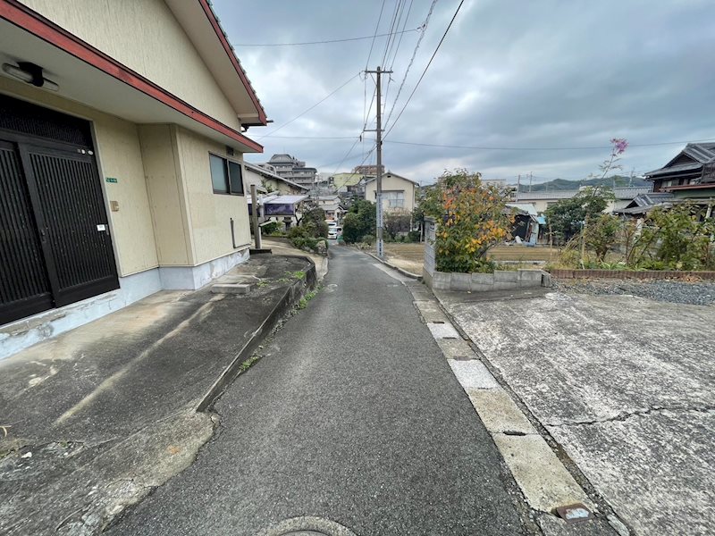 浅川二丁目土地 現地写真（前面道路含む現地写真）