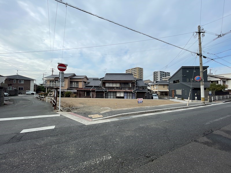 大里戸ノ上二丁目土地 現地写真（前面道路含む現地写真）