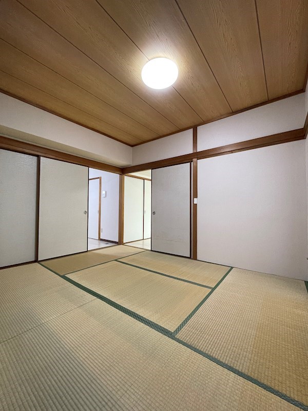 サンリバー三萩野藤マンション 内観写真（リビング以外の居室）