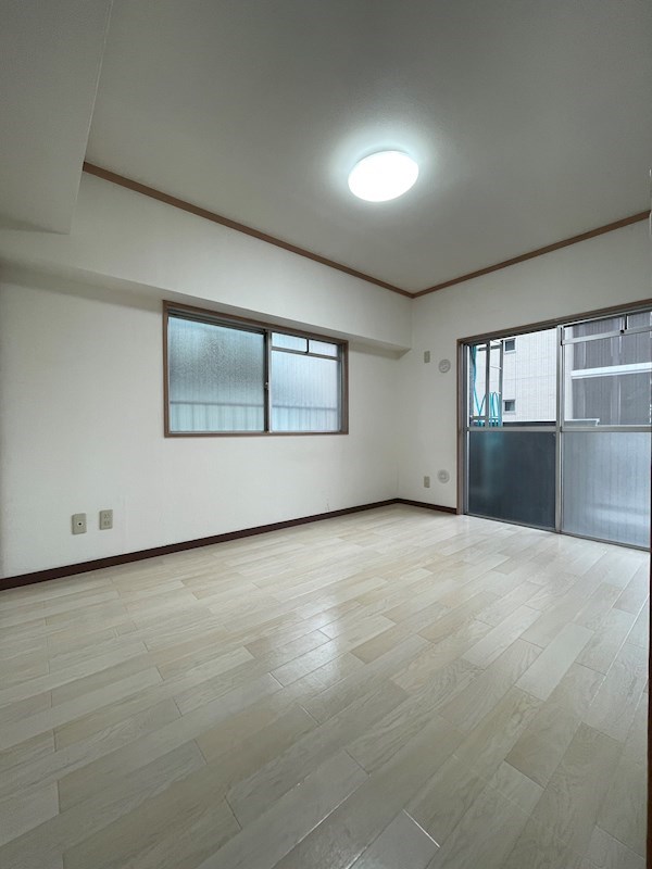 サンリバー三萩野藤マンション 内観写真（リビング以外の居室）