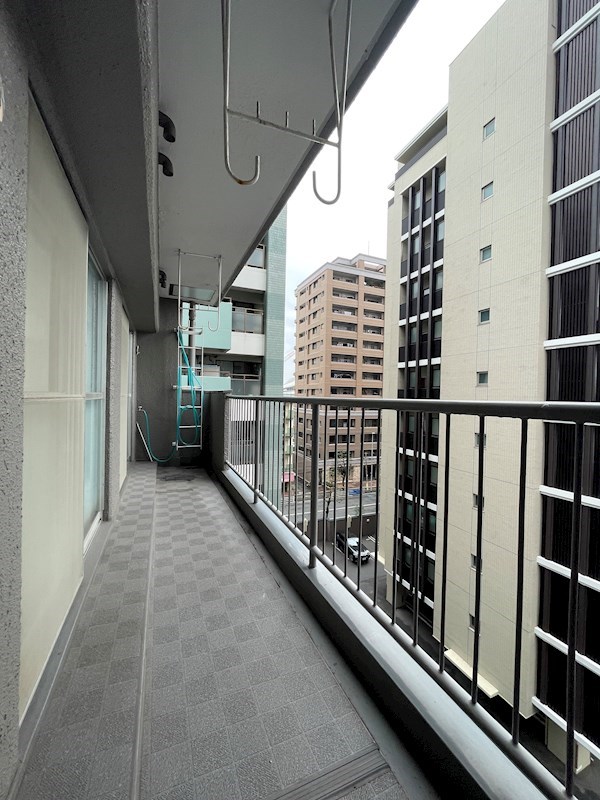 サンリバー三萩野藤マンション 現地写真（バルコニー）