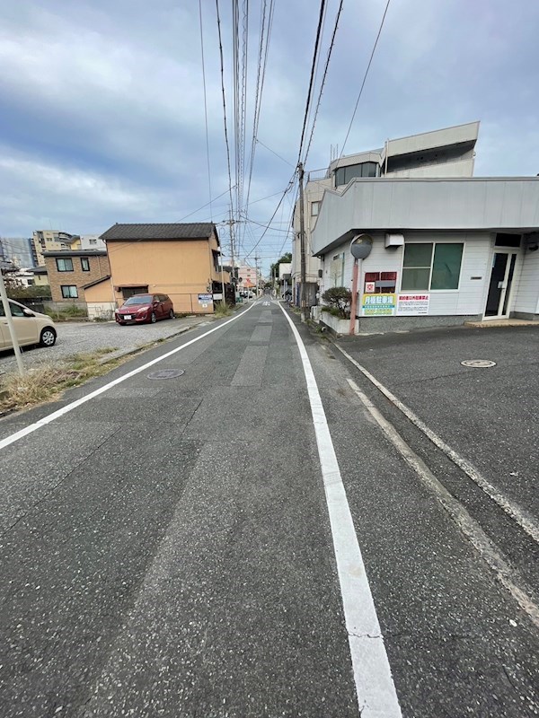 泉台三丁目土地 現地写真（前面道路含む現地写真）