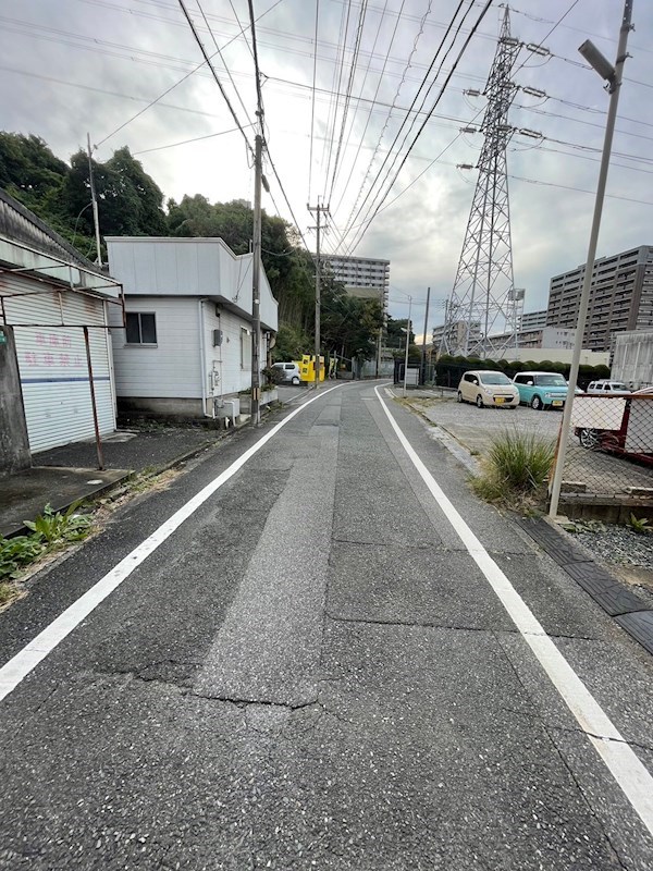 泉台三丁目土地 現地写真（前面道路含む現地写真）