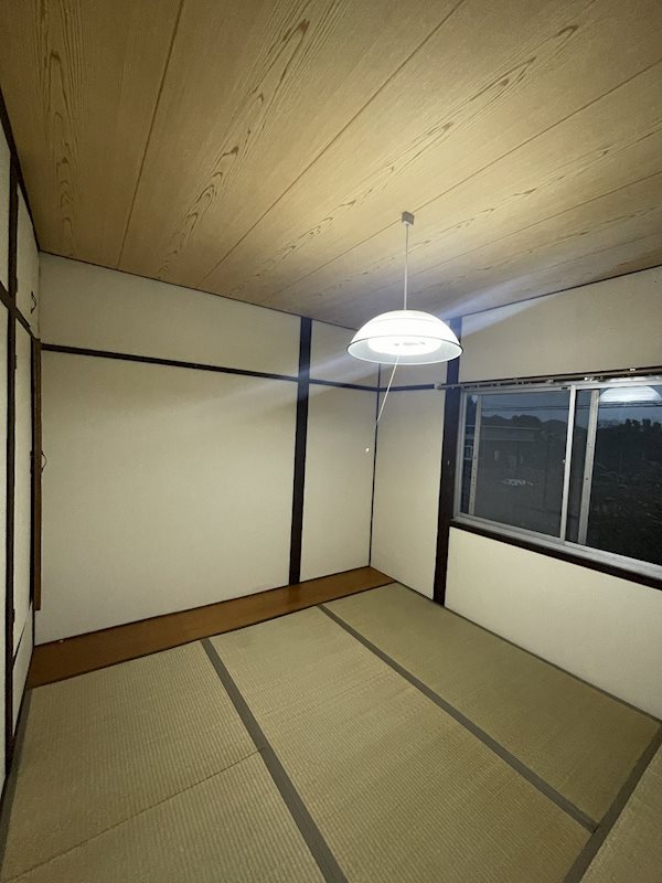 長尾四丁目戸建 内観写真（リビング以外の居室）
