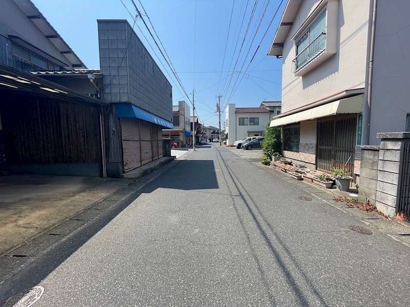 吉田南一丁目戸建 現地写真（前面道路含む現地写真）