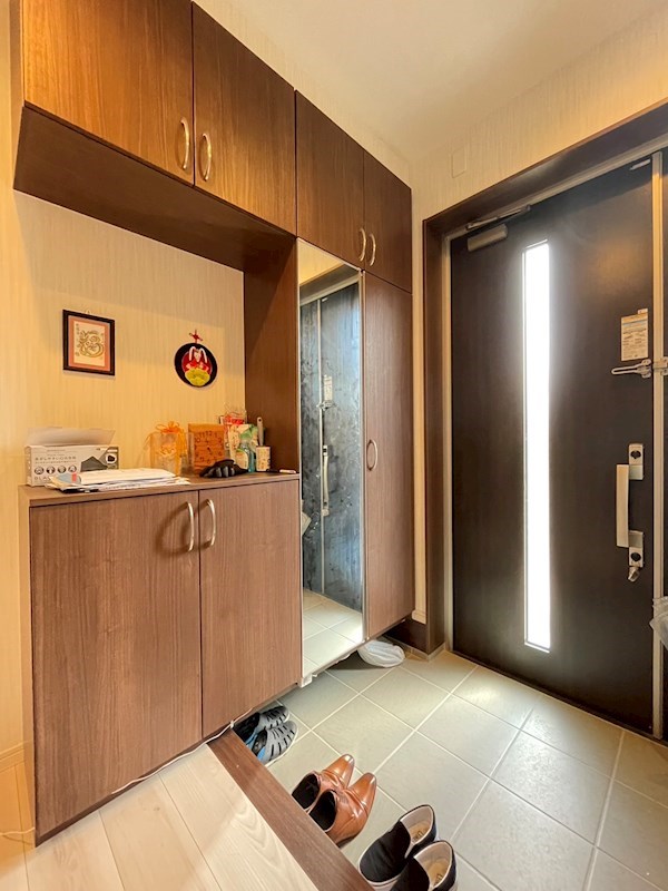 下貫三丁目戸建 現地写真（玄関）