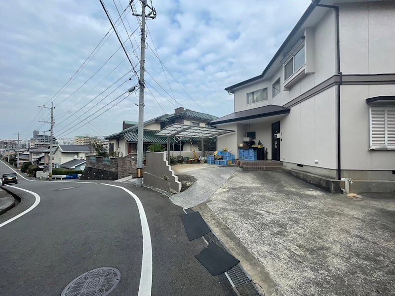 守恒四丁目戸建 現地写真（前面道路含む現地写真）