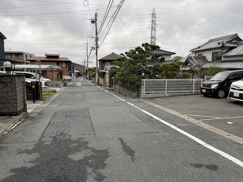 市瀬二丁目戸建 現地写真（前面道路含む現地写真）