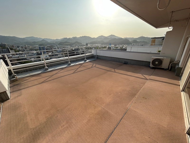 ガーデンハウス徳力 現地写真（バルコニー）