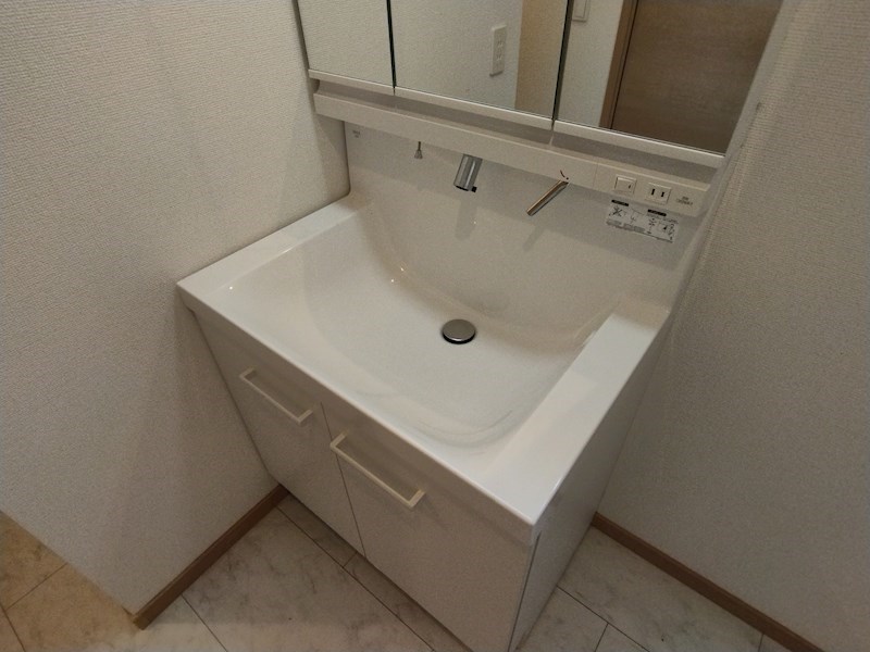 永黒二丁目戸建 内観写真（洗面台・洗面所）