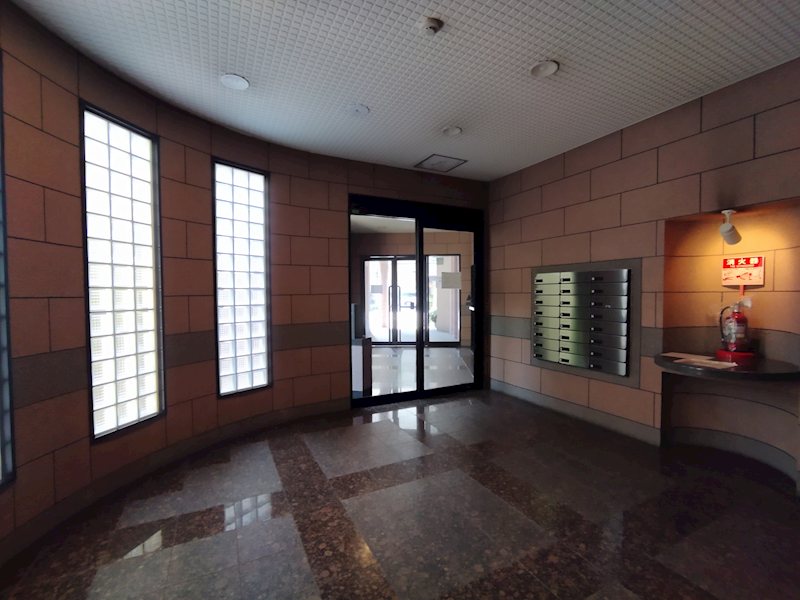 イマージュグランシュクセ下到津 共用部写真（ロビー）
