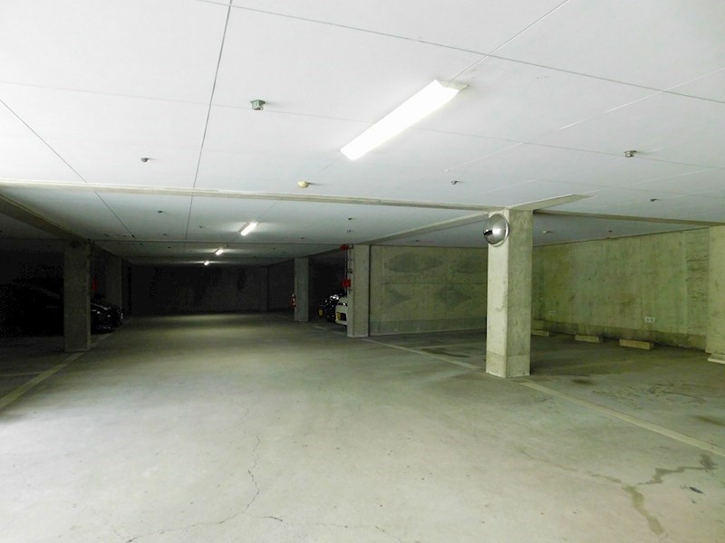 パークヒル丸山 共用部写真（駐車場）