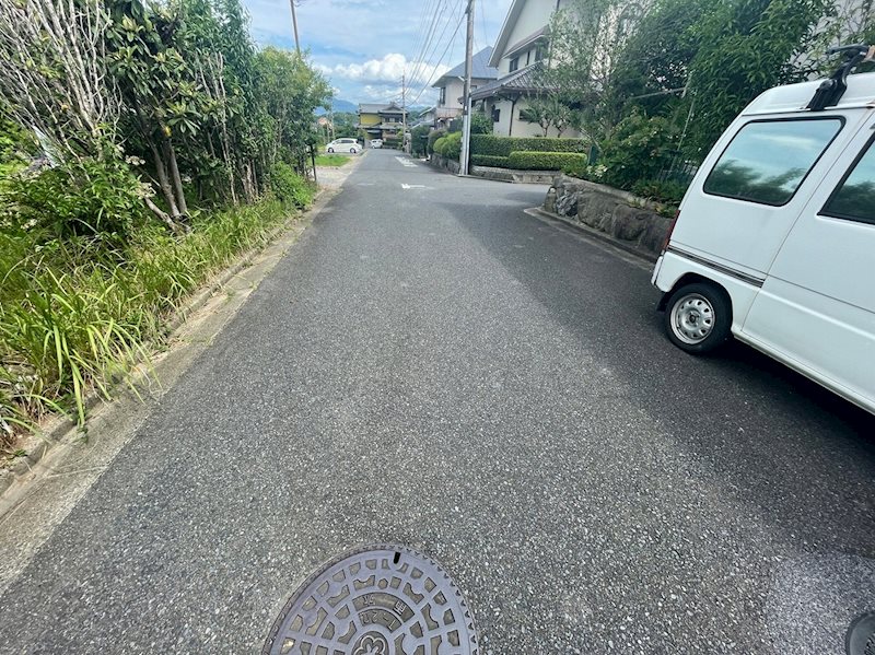 青葉台南三丁目土地 現地写真（前面道路含む現地写真）