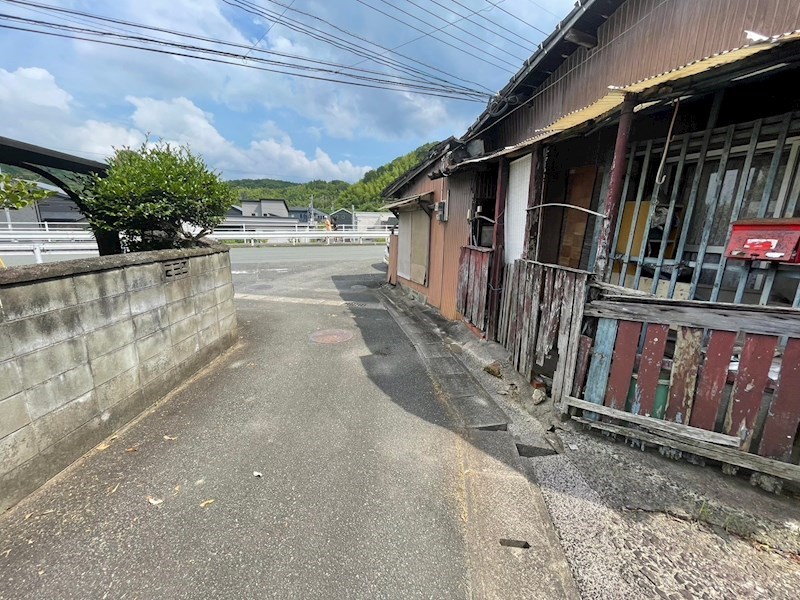 海老津三丁目土地 現地写真（前面道路含む現地写真）