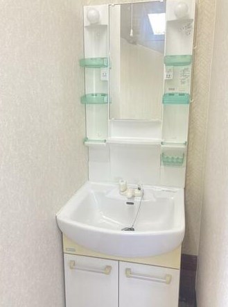 岩瀬西町店舗 内観写真（洗面台・洗面所）