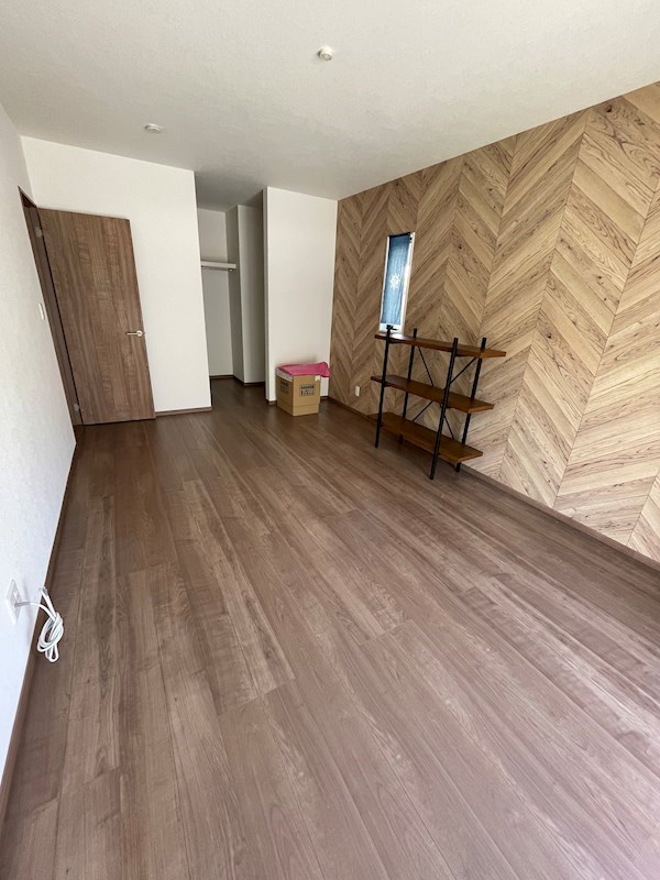 若葉三丁目戸建 内観写真（リビング以外の居室）