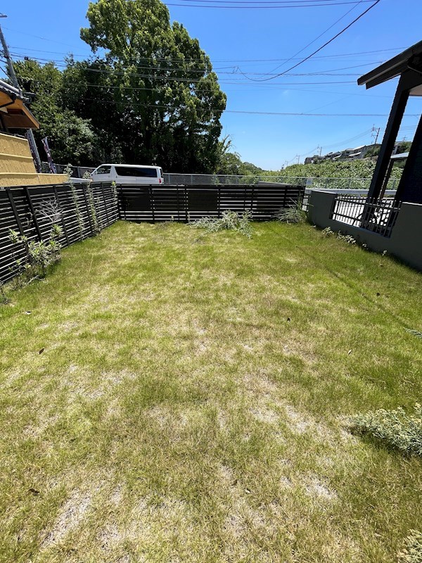 若葉三丁目戸建 現地写真（庭）