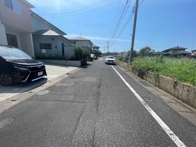 本城東二丁目戸建 現地写真（前面道路含む現地写真）