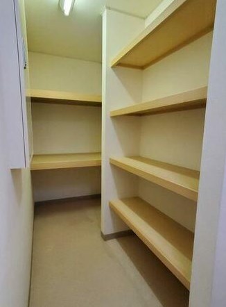 八千代町店舗 内観写真（収納）