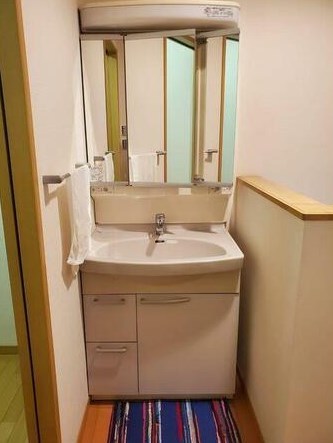 八千代町店舗 内観写真（洗面台・洗面所）