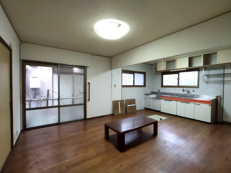 扇ヶ浦四丁目戸建 内観写真（リビング）