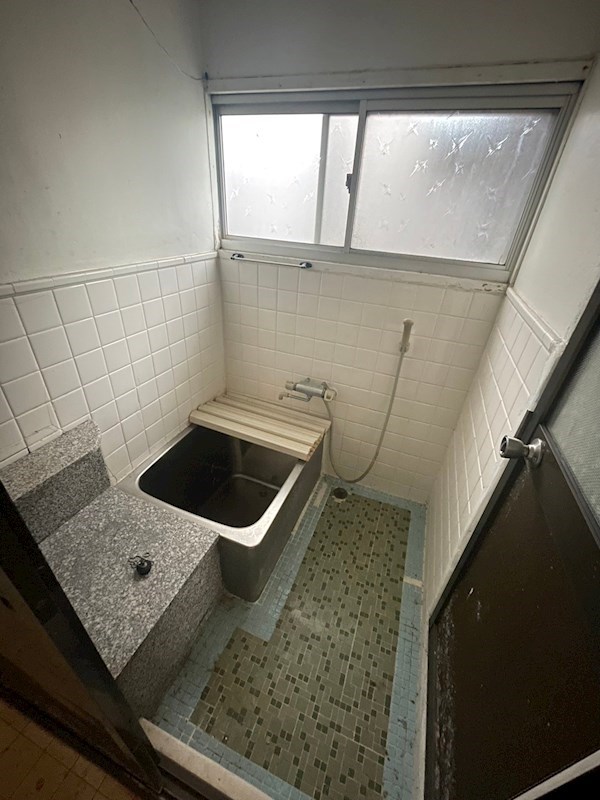 高峰一丁目4番戸建 内観写真（浴室）