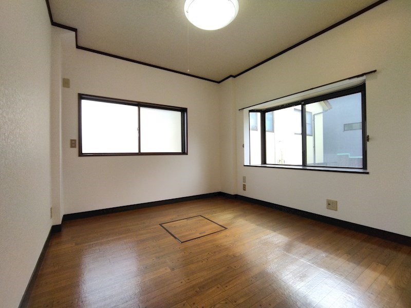 東大谷三丁目戸建 内観写真（リビング以外の居室）