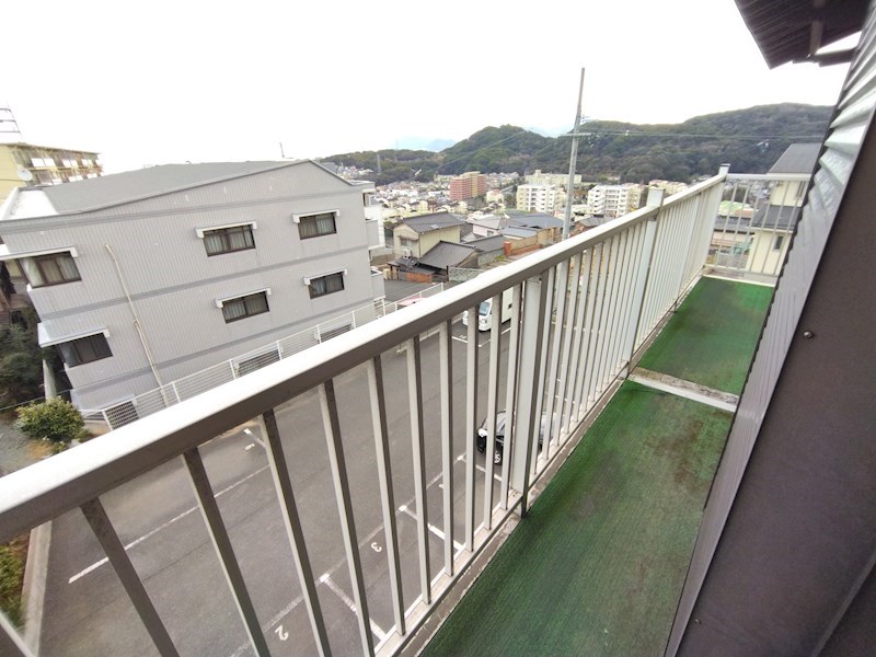 東大谷三丁目戸建 現地写真（バルコニー）