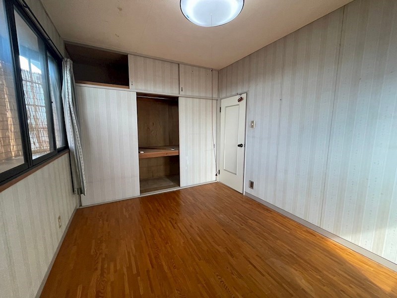 紅梅四丁目戸建 内観写真（リビング以外の居室）