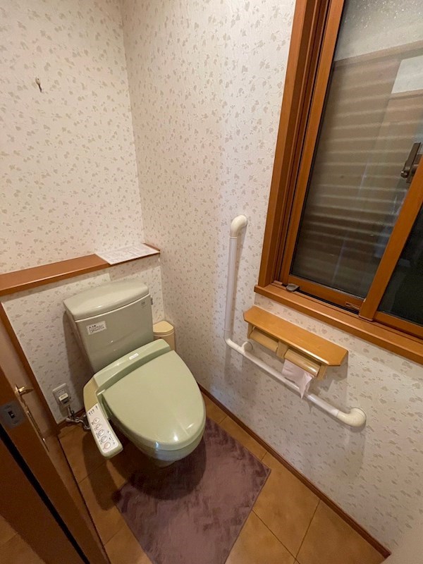 紅梅四丁目戸建 内観写真（トイレ）