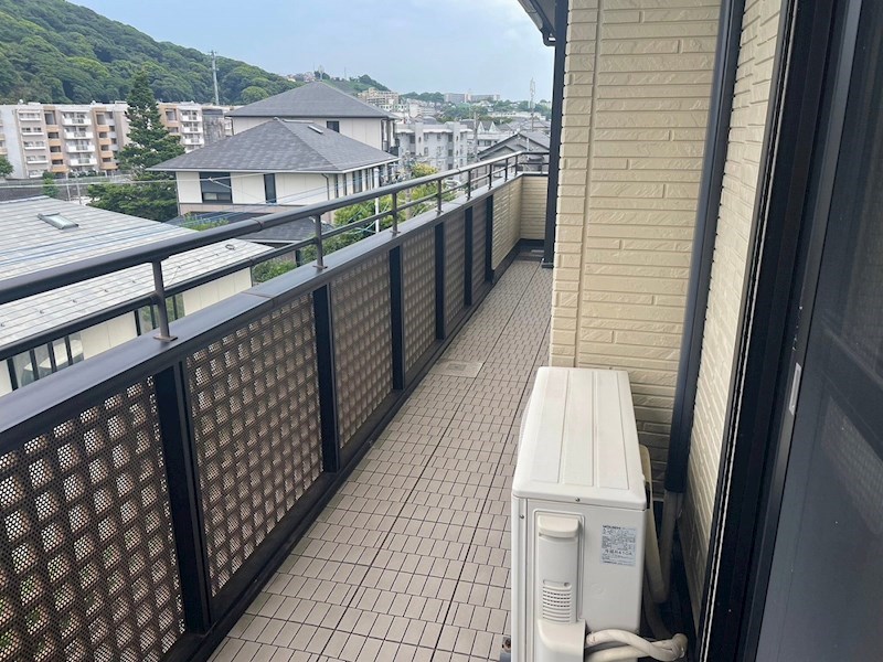 紅梅四丁目戸建 現地写真（バルコニー）