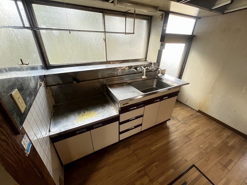 西新町二丁目戸建 内観写真（キッチン）