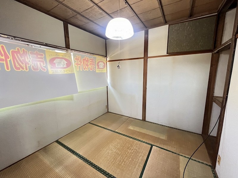 西新町二丁目戸建 内観写真（リビング以外の居室）