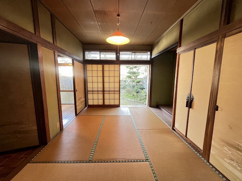 西新町二丁目戸建 内観写真（リビング以外の居室）