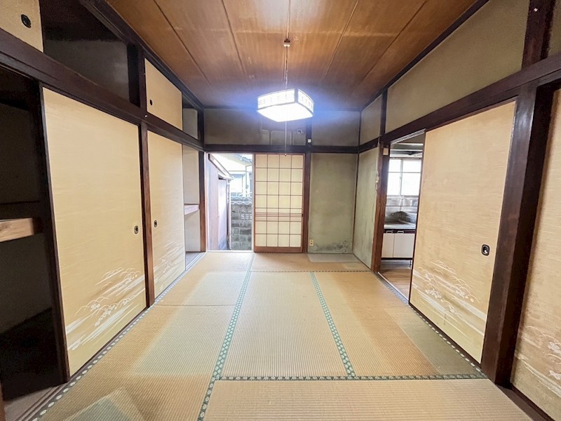 西新町二丁目戸建 内観写真（リビング以外の居室）