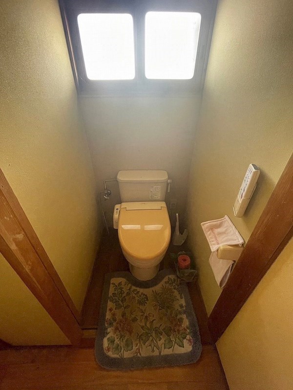 龍徳戸建 内観写真（トイレ）