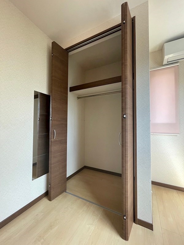 通谷五丁目戸建 内観写真（収納）