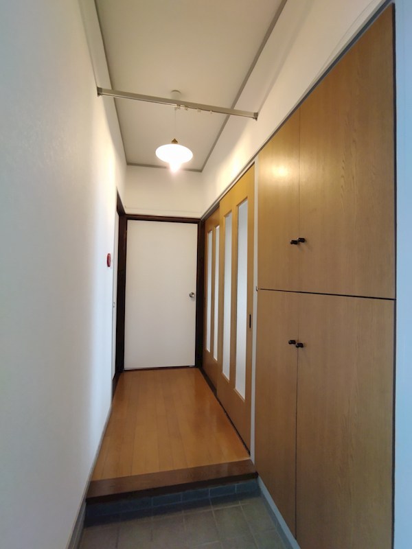 井堀南団地3棟 現地写真（玄関）